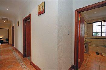 354 On York Avenue Hotel Randburg Exterior foto